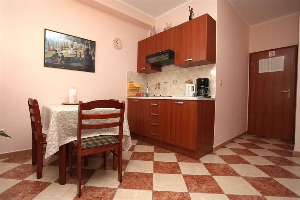 Split Apartments Peric Luaran gambar
