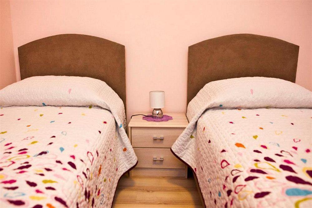 Split Apartments Peric Luaran gambar