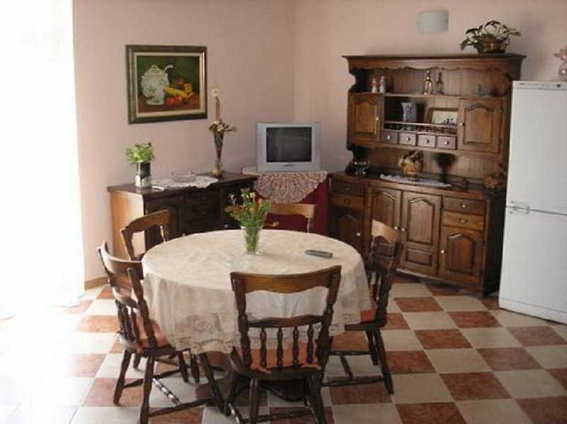 Split Apartments Peric Luaran gambar