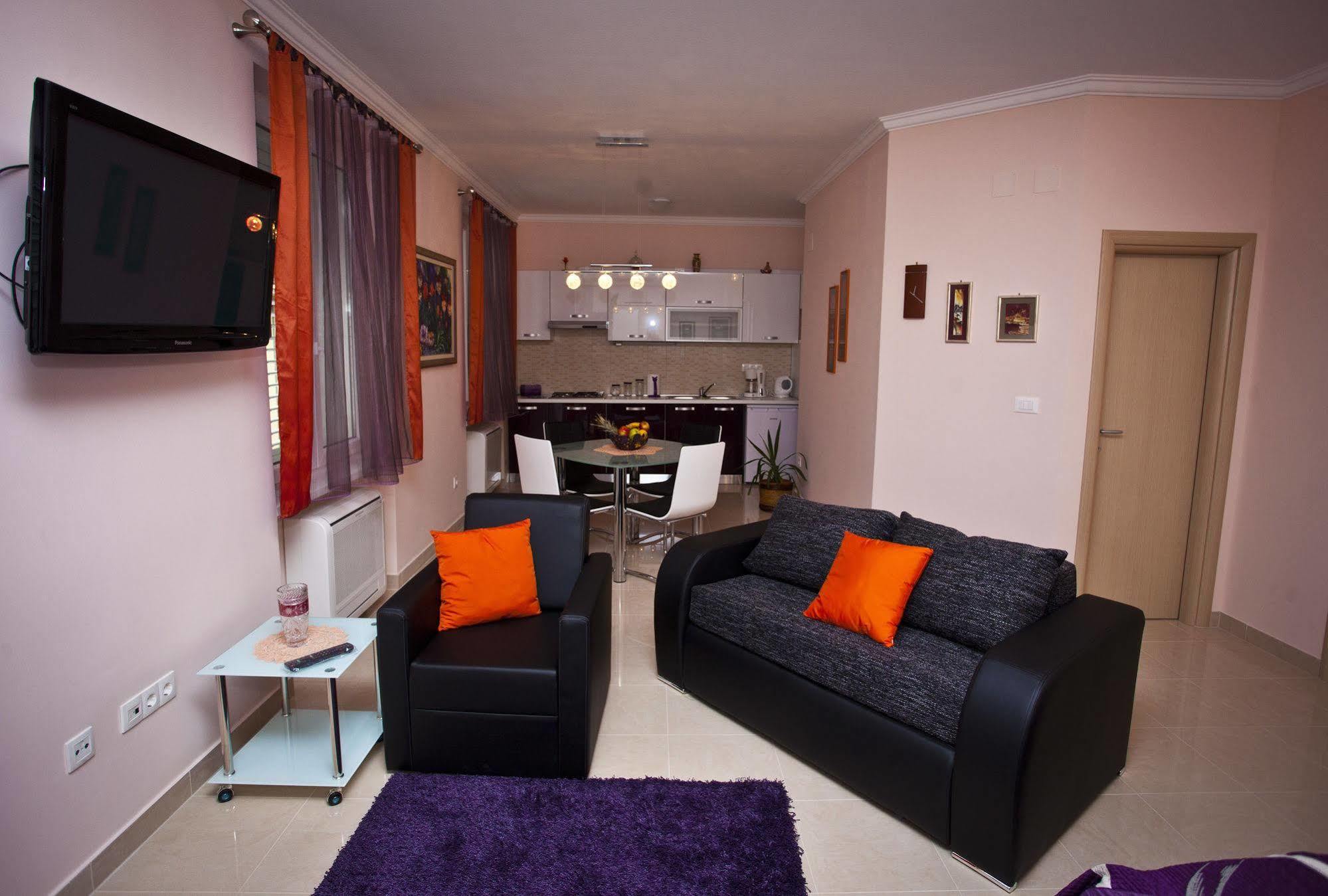 Split Apartments Peric Luaran gambar