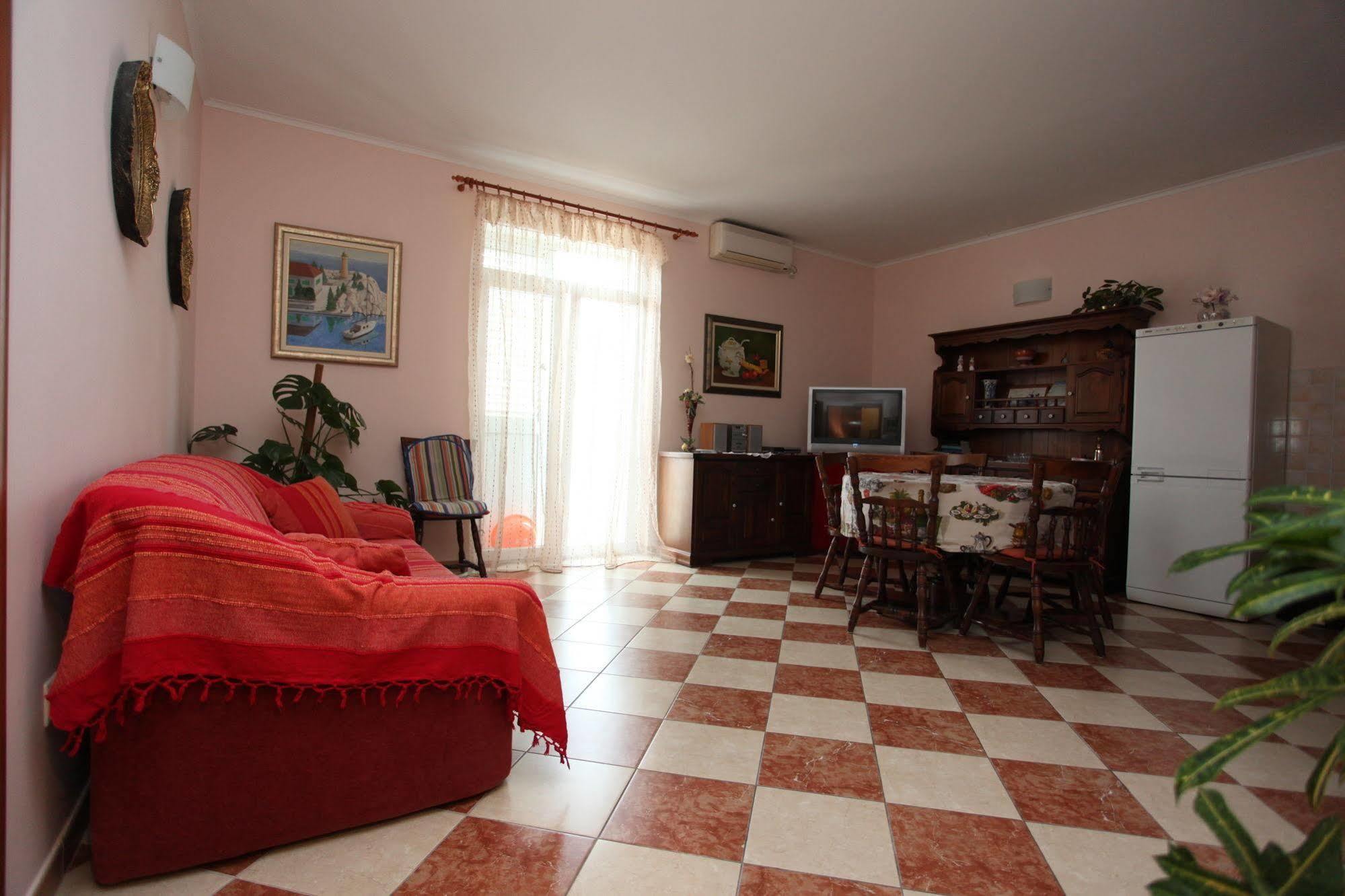 Split Apartments Peric Luaran gambar