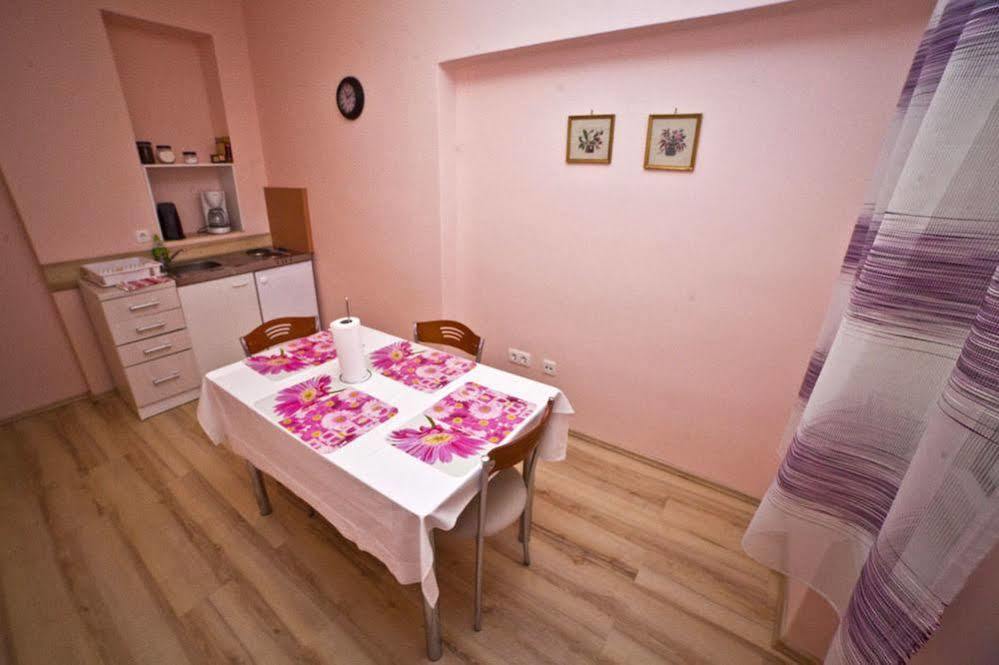 Split Apartments Peric Luaran gambar